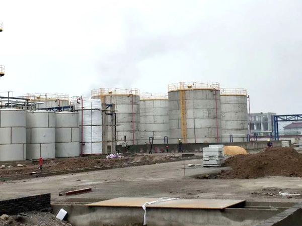 ���̰���